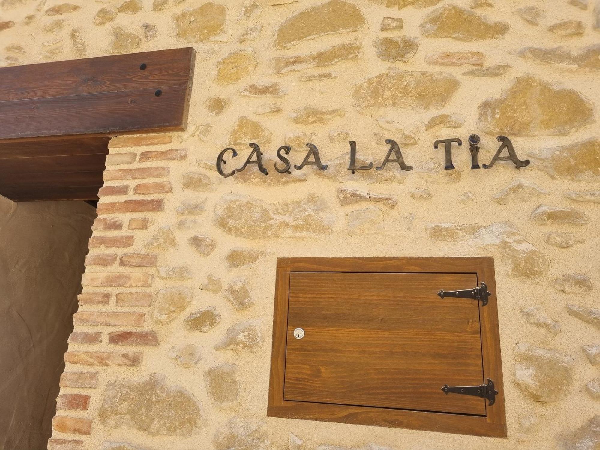 Casa La Tia Apartment Arnes Bagian luar foto